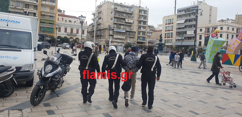 Πάτρα: Αναστάτωση στην Πλατεία Γεωργίου - Προσπάθησαν να κλέψουν την κάμερα τηλεοπτικού συνεργείου
