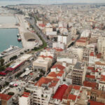 Ακίνητα: Χωρίς ΦΠΑ παραμένουν οι νέες οικοδομές και η αντιπαροχή