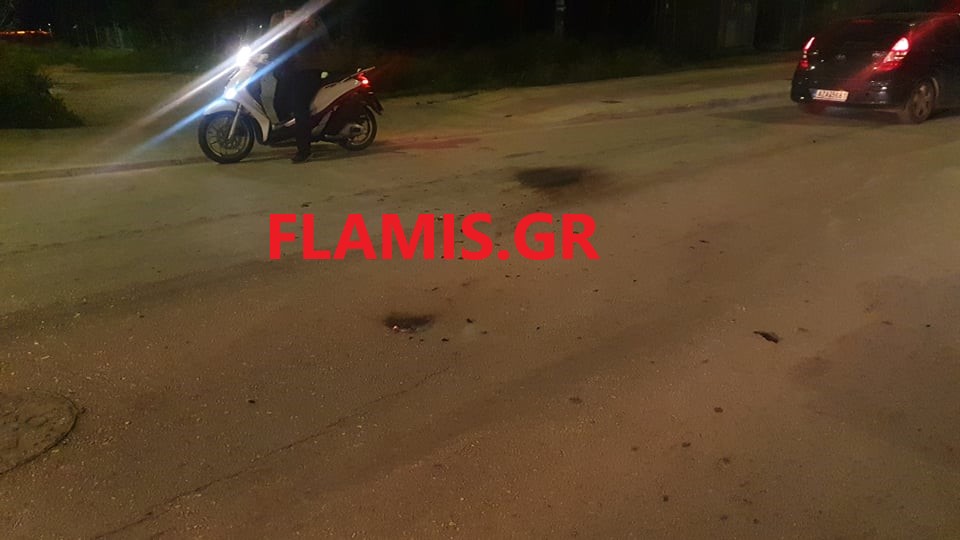 ΤΩΡΑ - ΠΑΤΡΑ: Εριξαν μολότοφ σε περιπολικό! ΦΩΤΟ - Ειχαν στήσει ενέδρα με κάδους
