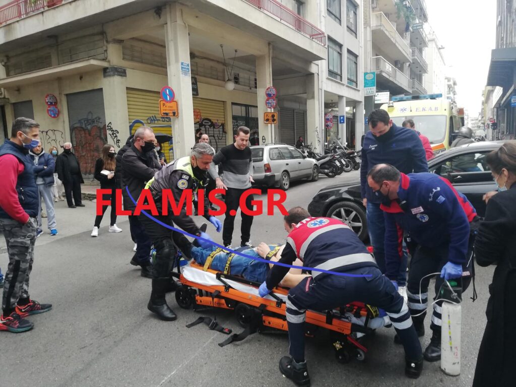 ΠΑΤΡΑ - ΤΩΡΑ - ΦΩΤΟ: "Εκτινάχτηκε" δικυκλιστής Κανακάρη και Φιλοποίμενος - ΝΕΟ ΤΡΟΧΑΙΟ