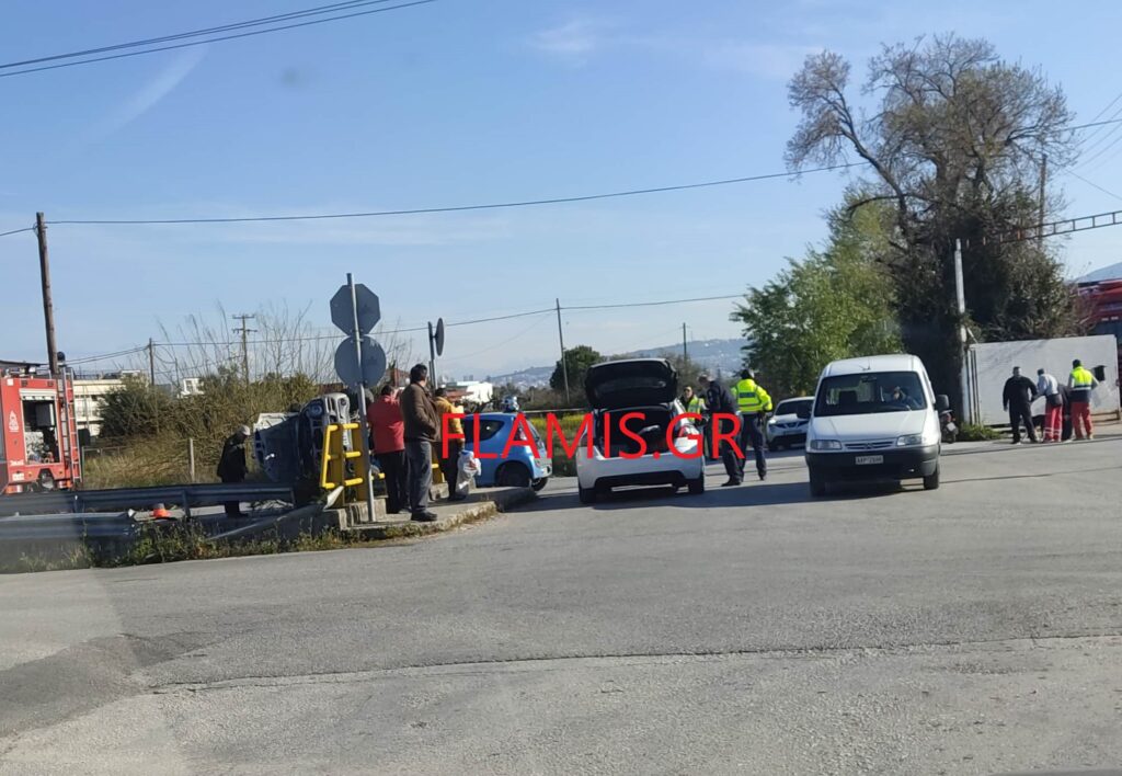 ΠΑΤΡΑ: Σφοδρή σύγκρουση στον χείμαρρο Παναγίτσα - Τούμπαρε τζιπ - ΦΩΤΟ