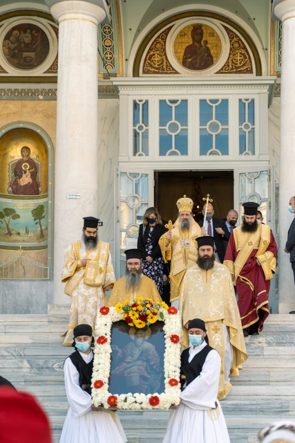 ΔΕΙΤΕ ΠΟΛΛΕΣ ΦΩΤΟ: ΠΑΤΡΑ: Τίμησαν τον Γρηγόριο τον Ε'