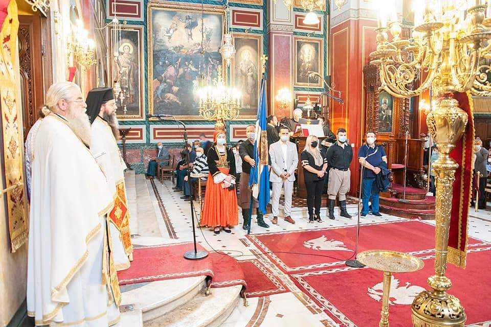 Οι Κρητικοί της Πάτρας τίμησαν τη Μάχη της Κρήτης - ΦΩΤΟ