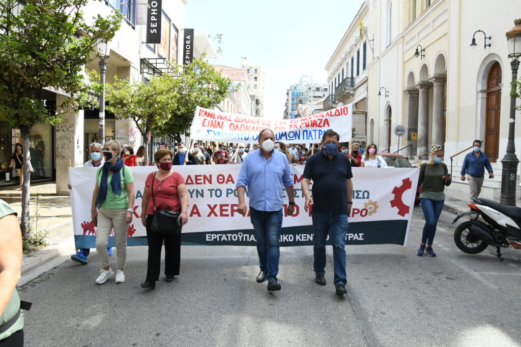ΠΑΤΡΑ - ΦΩΤΟ: Η δημοτική αρχή στην πορεία