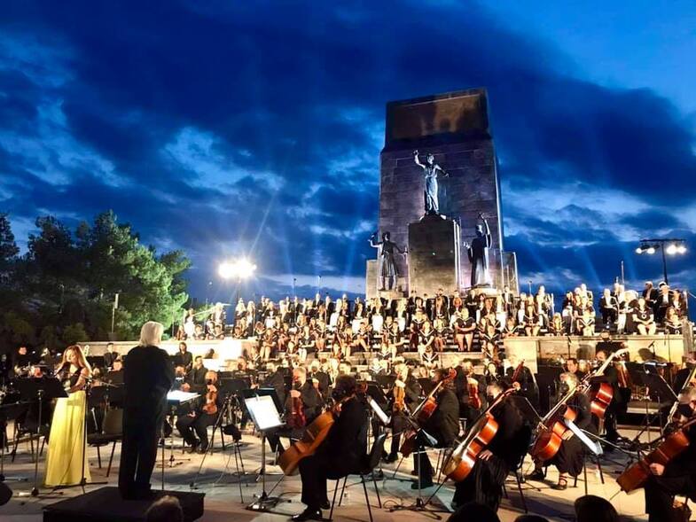 ΚΑΛΑΒΡΥΤΑ: Ο «Ύμνος Εις Την Ελευθερίαν» στον τόπο που ξεκίνησαν όλα (ΒΙΝΤΕΟ-ΦΩΤΟ) ΚΑΛΑΒΡΥΤΑ: Ο «Ύμνος Εις Την Ελευθερίαν» στον τόπο που ξεκίνησαν όλα (ΒΙΝΤΕΟ-ΦΩΤΟ)