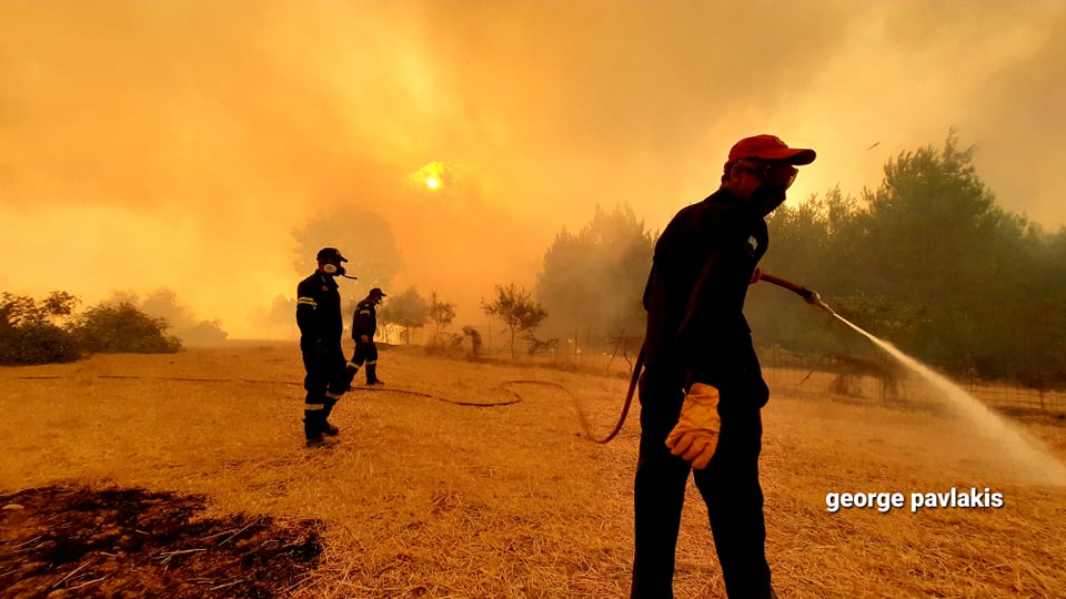 ΦΩΤΙΑ: Δύο τα μέτωπα στην Ηλεία - Δείτε ΦΩΤΟ και τα συγκλονιστικά ΒΙΝΤΕΟ