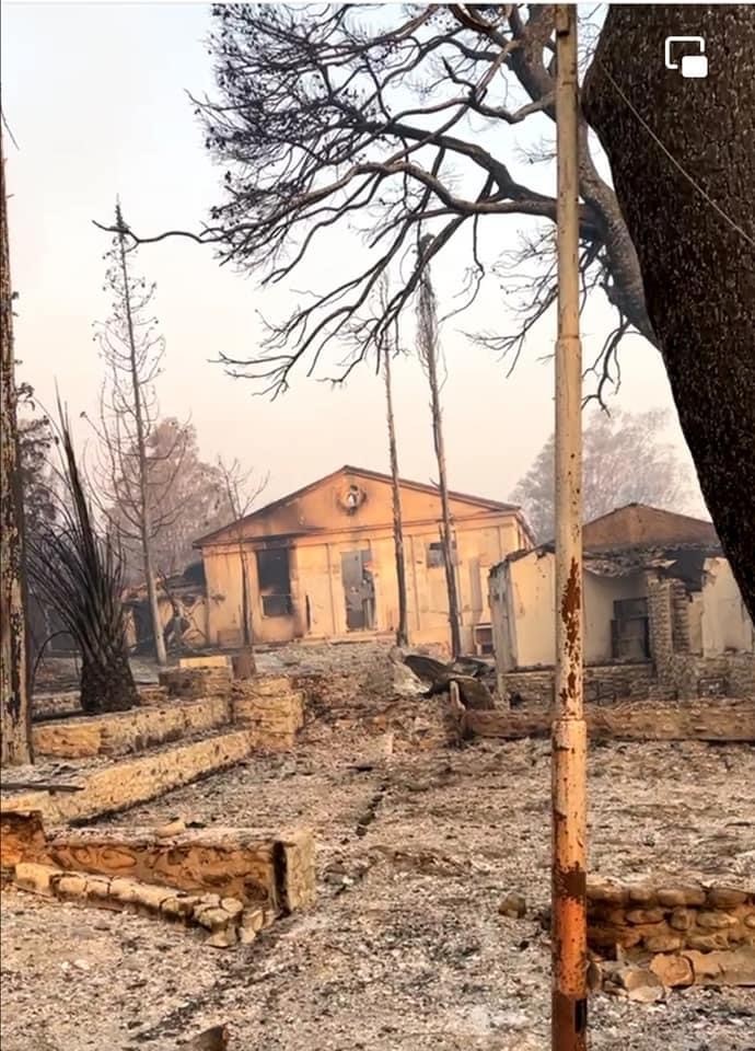 Ο ΔΗΜΑΡΧΟΣ ΑΙΓΙΑΛΕΙΑΣ ΔΗΜΗΤΡΗΣ ΚΑΛΟΓΕΡΟΠΟΥΛΟΣ ΓΙΑ ΤΗΝ ΦΩΤΙΑ ΣΕ ΖΗΡΙΑ - ΛΑΜΠΙΡΙ - ΜΠΟΥΚΑ - ΚΑΜΑΡΕΣ - ΛΟΓΓΟ