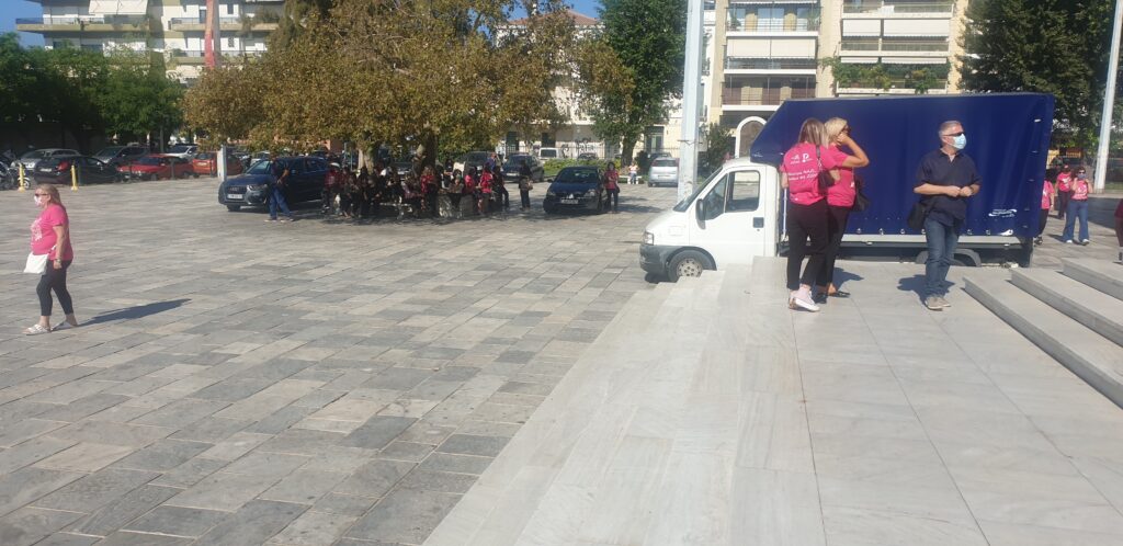 ΔΕΙΤΕ ΦΩΤΟ. Το τελευταίο αντίο στη Λιολιώ