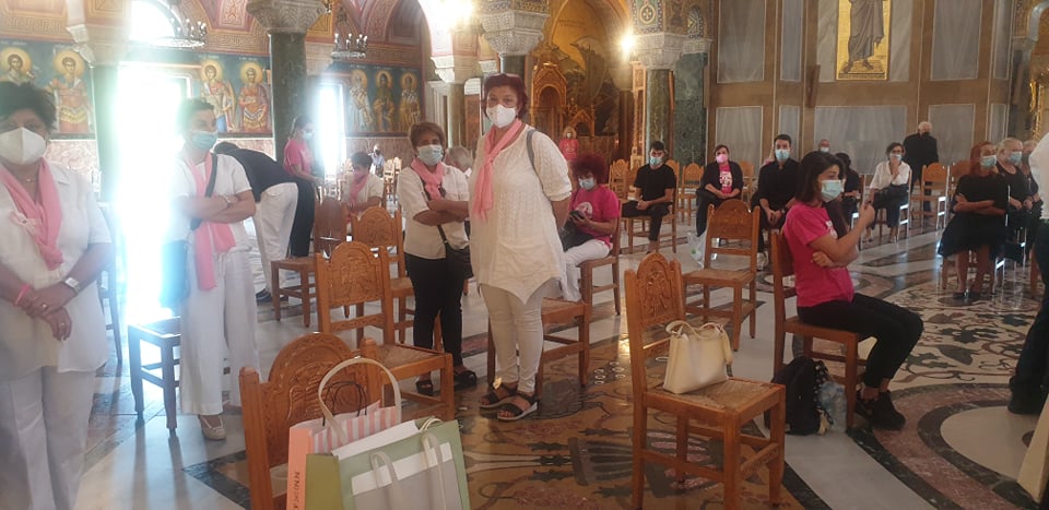 ΔΕΙΤΕ ΦΩΤΟ. Το τελευταίο αντίο στη Λιολιώ