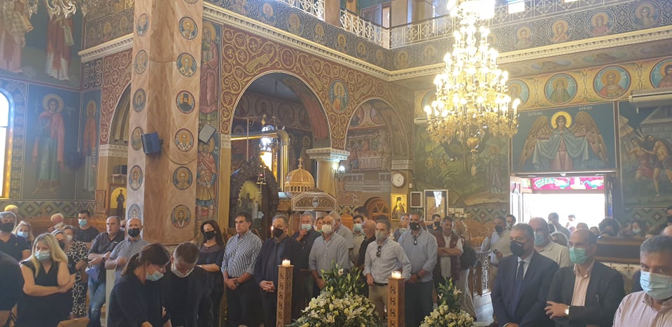 ΠΑΤΡΑ: Θρήνος στην κηδεία του Δημήτρη Γραμματίκα - ΦΩΤΟ