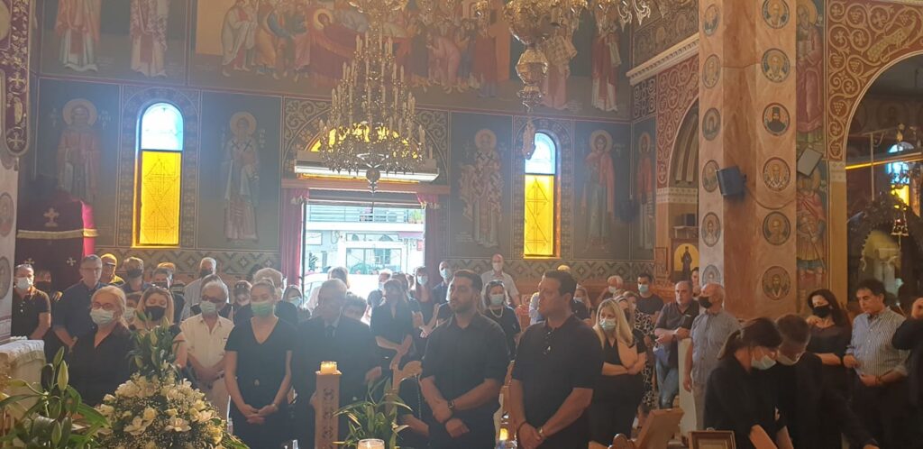 ΠΑΤΡΑ: Θρήνος στην κηδεία του Δημήτρη Γραμματίκα - ΦΩΤΟ