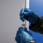 Τζανάκης: 2.700 θάνατοι έως τα Χριστούγεννα - Θέλουμε ακόμα 1 εκατ. για τείχος ανοσίας