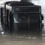 Κακοκαιρία «Μπάλλος» - Πατούλης: «Πώς ένα λεωφορείο πήγε να περάσει βλέποντας μια λίμνη μπροστά του;»