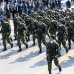 Αυξήσεις και αναδρομικά: Ποιοι στρατιωτικοί και απόστρατοι θα τα λάβουν