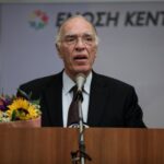 Στη ΜΕΘ περισσότερες από 20 ημέρες ο Βασίλης Λεβέντης - Τα νεότερα για την υγεία του