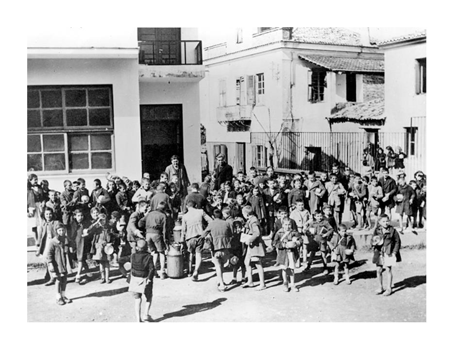 ΔΕΙΤΕ ΠΟΛΛΕΣ ΦΩΤΟ: ΠΑΤΡΑ ΒΟΜΒΑΡΔΙΣΜΟΣ 1940: Ούτε τα βομβαρδισμένα σπίτια δεν αποζημίωσαν οι Γερμανοί! Οφείλουν εκατομμύρια σε πολλές οικογένειες Πατρινών
