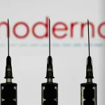 Μετάλλαξη Omicron: Η Moderna σκοπεύει να αναπτύξει αναμνηστική δόση εμβολίου ειδικά για την αντιμετώπισή της