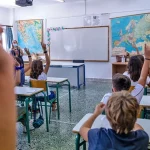 Κορωνοϊός: 8 τμήματα σχολείων κλειστά σε σύνολο 80.000