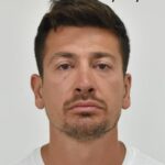 Αυτός είναι ο 34χρονος προπονητής που κατηγορείται για αποπλάνηση ανηλίκων