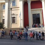 ΠΑΤΡΑ: Συμβασιούχοι προς Πελετίδη: «Μας πουλήσατε στο και ένα»