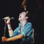 10 μαθήματα ζωής από τον θρυλικό αρχηγό των “The Clash”, Τζο Στράμερ