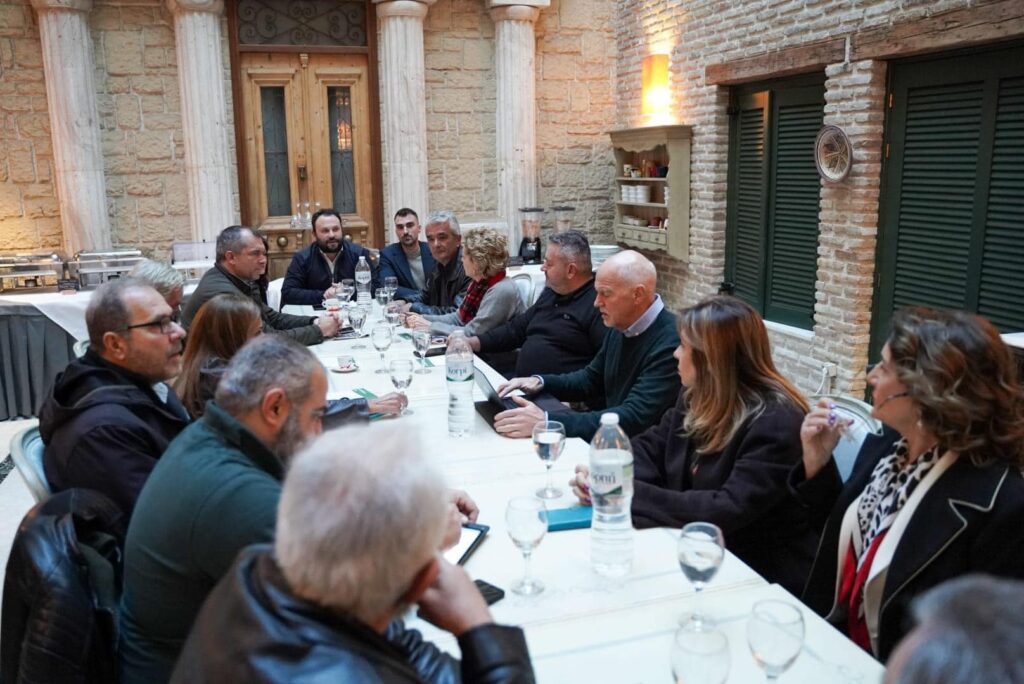 ΠΑΣΟΚ ΑΧΑΪΑΣ: Η πρώτη συνάντηση υποψηφίων στο Βυζαντινό - ΦΩΤΟ