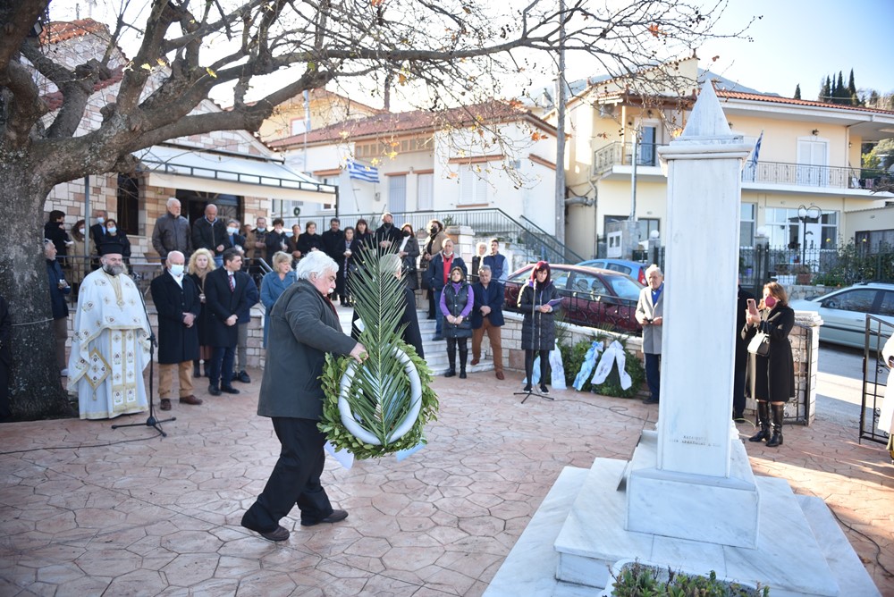 ΠΑΤΡΑ: Ο Δήμος τίμησε τους πεσόντες στα Σελλά - ΦΩΤΟ