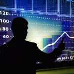 Οι κίνδυνοι της κάλπης για την οικονομία – Τα στοιχήματα του 2023