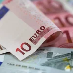 Έως την Τετάρτη οι αιτήσεις για το έκτακτο επίδομα των 400 ευρώ – Οι δικαιούχοι και τα δύο σημεία – κλειδιά