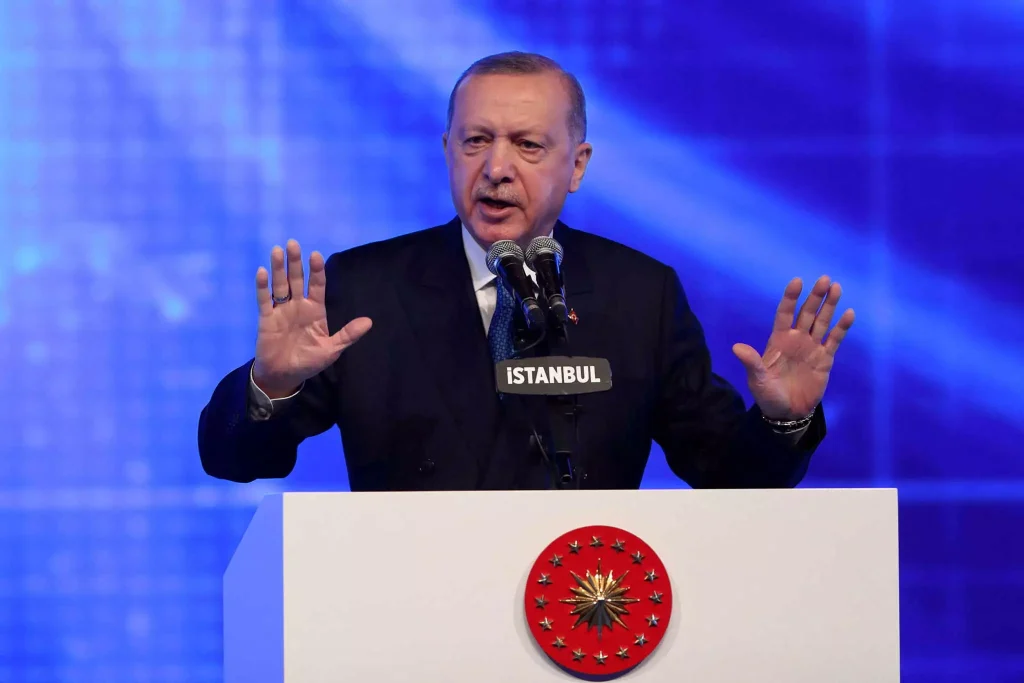 Bloomberg: Ο Ερντογάν «έδειξε» εκλογές στις 14 Μαΐου