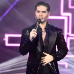 ΒΙΝΤΕΟ: Xρήστος Μάστορας: Τα νεύρα του τραγουδιστή στη σκηνή - «Βλάκα, δεν ντρέπεσαι λίγο;» είπε σε πελάτη