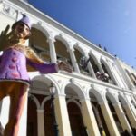 Πάτρα: Ντύνεται καρναβαλικά η Πλατεία Γεωργίου και ολόκληρη η πόλη - ΦΩΤΟ
