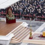 Κηδεία πρώην Πάπα Βενέδικτου: 100.000 πολίτες στο τελευταίο «αντίο» - ΒΙΝΤΕΟ