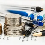 Bloomberg: Οι 4+1 εταιρείες που θα βρεθούν «με την πλάτη στον τοίχο» το 2023