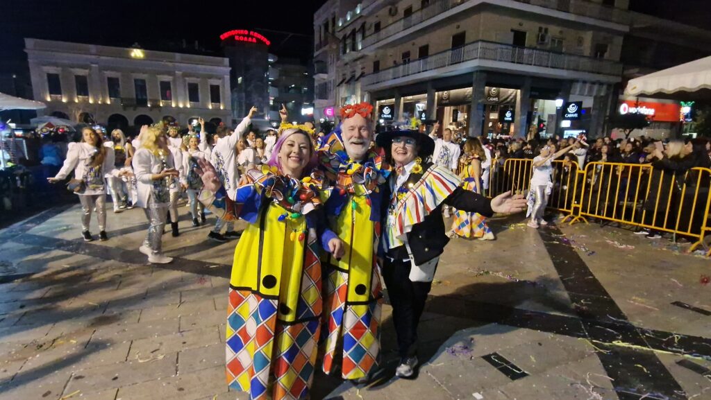 ΔΕΙΤΕ ΠΕΡΙΠΟΥ 200 ΦΩΤΟ: ΟΤΙ ΕΓΙΝΕ ΣΤΗΝ ΜΕΓΑΛΗ ΝΥΧΤΕΡΙΝΗ ΠΑΡΕΛΑΣΗ