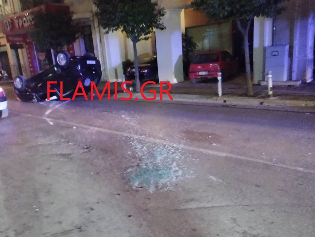 ΠΑΤΡΑ - ΦΩΤΟ: Τούμπαρε ΙΧ στην Αγίου Ανδρέου στις 5.45 το πρωί! Εγκλωβίστηκε οδηγός