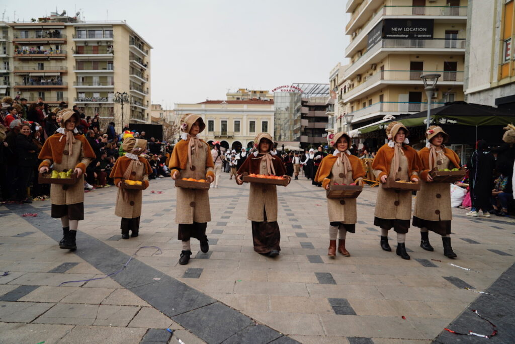 ΠΑΤΡΑ: ΔΕΙΤΕ δεκάδες νέες φωτο από την μεγάλη παρέλαση! Ξεπέρασε κάθε προηγούμενο η παλλαϊκή γιορτή