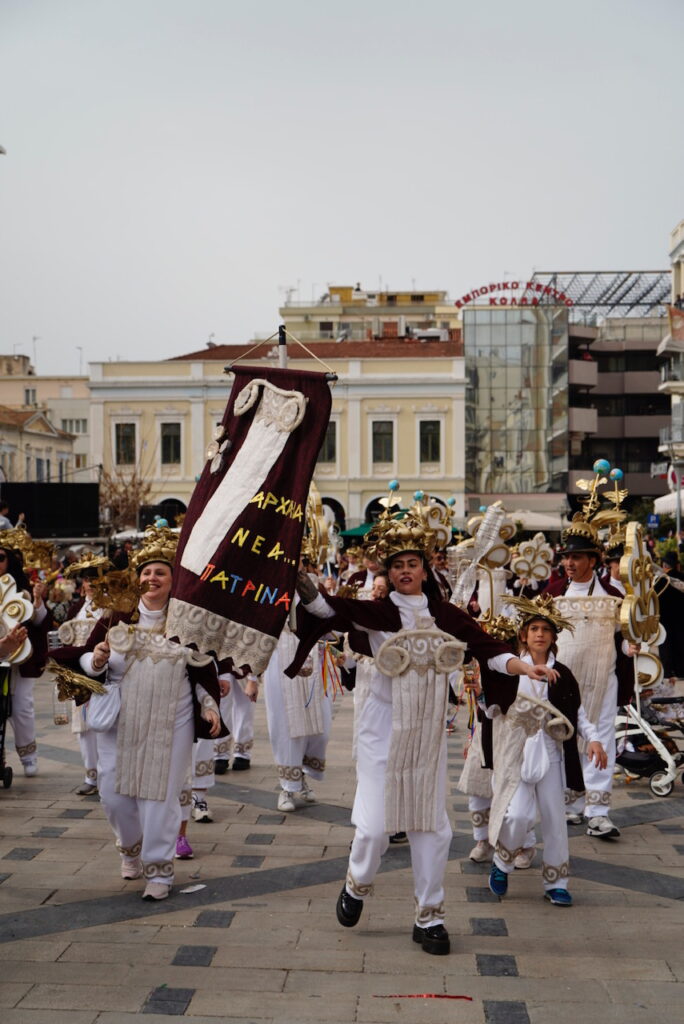 ΠΑΤΡΑ: ΔΕΙΤΕ δεκάδες νέες φωτο από την μεγάλη παρέλαση! Ξεπέρασε κάθε προηγούμενο η παλλαϊκή γιορτή