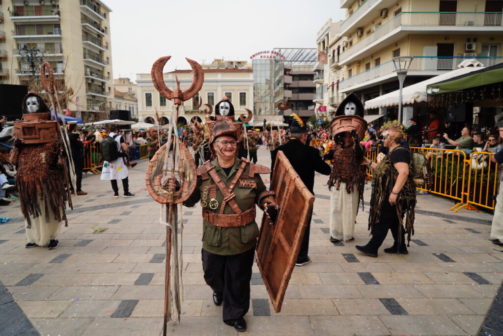 ΠΑΤΡΑ: ΔΕΙΤΕ δεκάδες νέες φωτο από την μεγάλη παρέλαση! Ξεπέρασε κάθε προηγούμενο η παλλαϊκή γιορτή