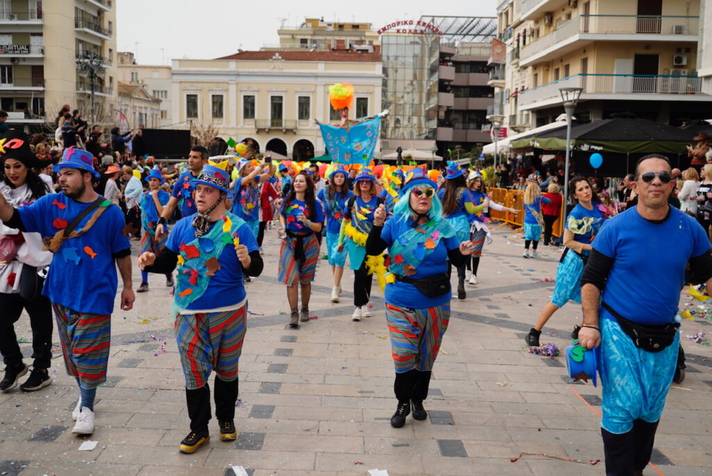 ΠΑΤΡΑ: ΔΕΙΤΕ δεκάδες νέες φωτο από την μεγάλη παρέλαση! Ξεπέρασε κάθε προηγούμενο η παλλαϊκή γιορτή