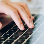 Πρόγραμμα κατάρτισης για ανέργους ως 29 ετών με επιδότηση 1.950 ευρώ