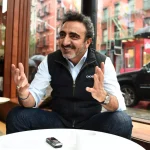 Ο Τούρκος Mr. Chobani που πλούτισε από το ελληνικό γιαούρτι στέλνει (μόνο) $2 εκατ. στους σεισμόπληκτους