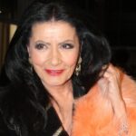 Ζωζώ Σαπουντζάκη: Αποκάλυψε τα μυστικά της ομορφιάς της – Πώς διατηρεί την εμφάνιση της στα 89 της χρόνια