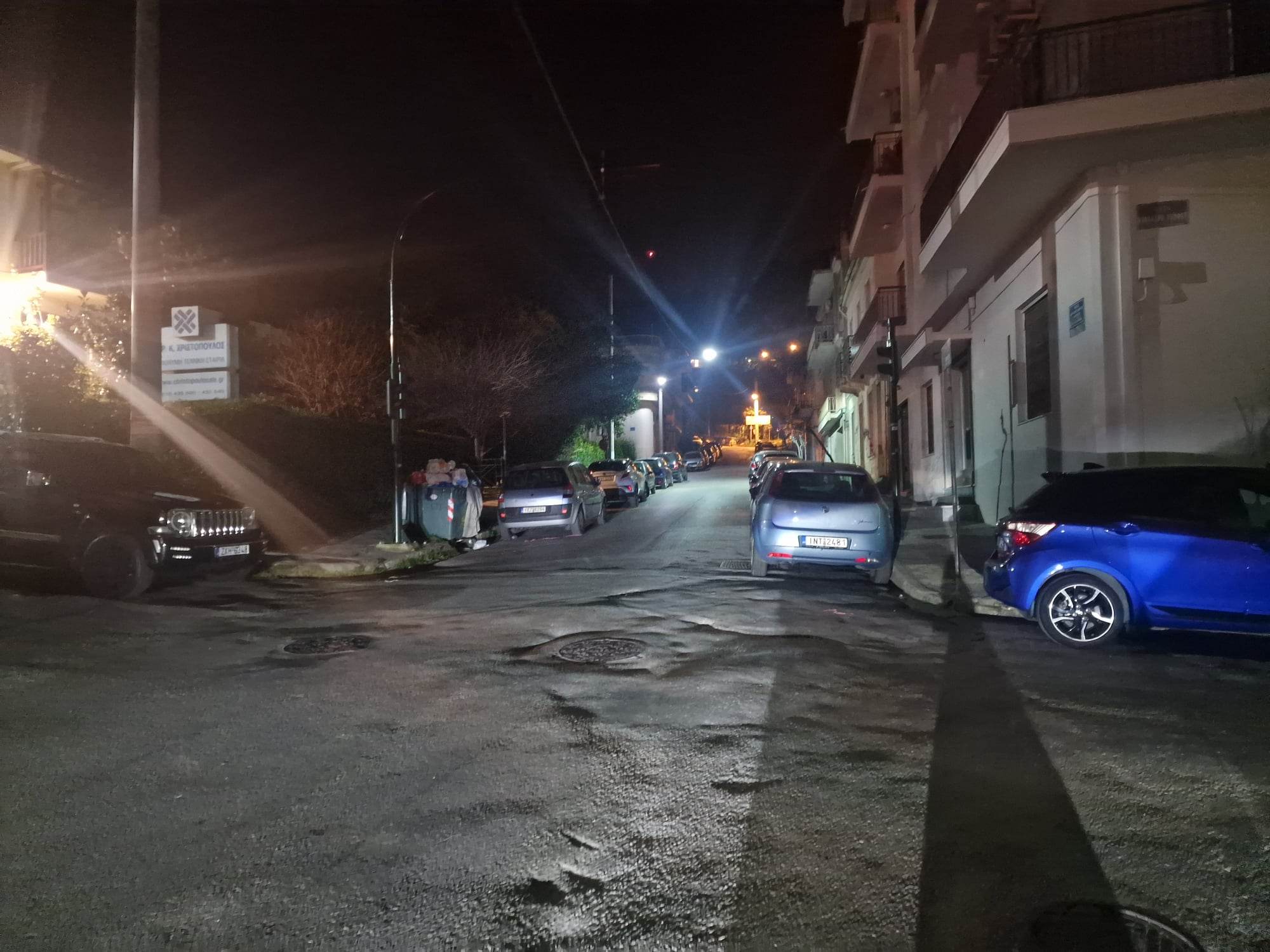 ΠΑΤΡΑ: Οι ασυνείδητοι οδηγοί στην οδό Καρόλου – ΦΩΤΟ
