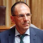 Ο Γιώργος Γεραπετρίτης αναλαμβάνει υπουργός Μεταφορών στη θέση του Κώστα Καραμανλή