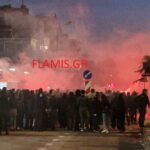 ΔΕΙΤΕ ΦΩΤΟ ΚΑΙ ΒΙΝΤΕΟ: Πορεία με βεγγαλικά και ισχυρή δύναμη της αστυνομίας στην Πάτρα