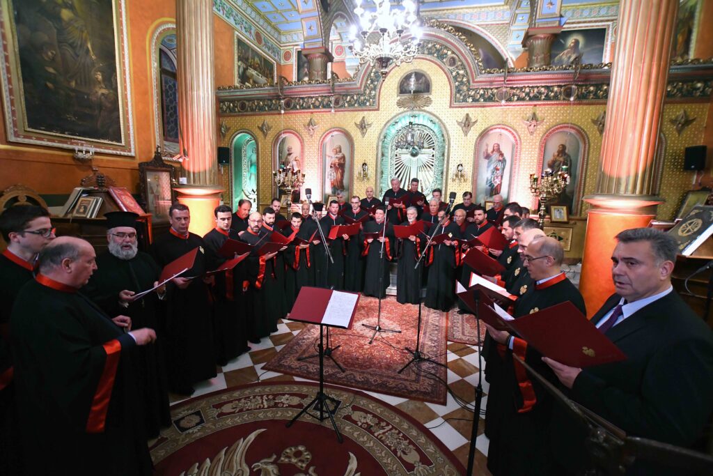 ΔΕΙΤΕ ΦΩΤΟ: Μουσική πανδαισία βυζαντινής μουσικής στον Ι.Ν. Αγ. Νικολάου Πατρών