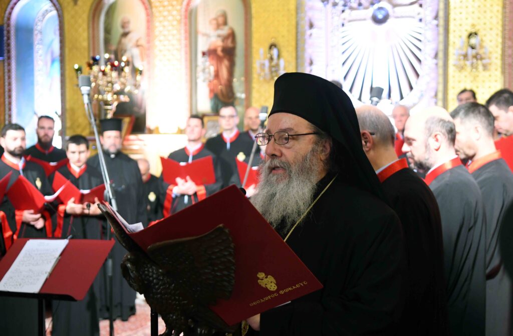 ΔΕΙΤΕ ΦΩΤΟ: Μουσική πανδαισία βυζαντινής μουσικής στον Ι.Ν. Αγ. Νικολάου Πατρών