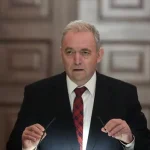 Σύγκρουση τρένων – Τέμπη: «Αν το δυστύχημα συνέβαινε στα τούνελ δεν θα υπήρχαν επιζώντες» εκτιμά ο Λέκκας