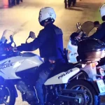 Ανω Λιόσια: Πυροβολισμοί, καταδίωξη και εμβολισμός περιπολικού